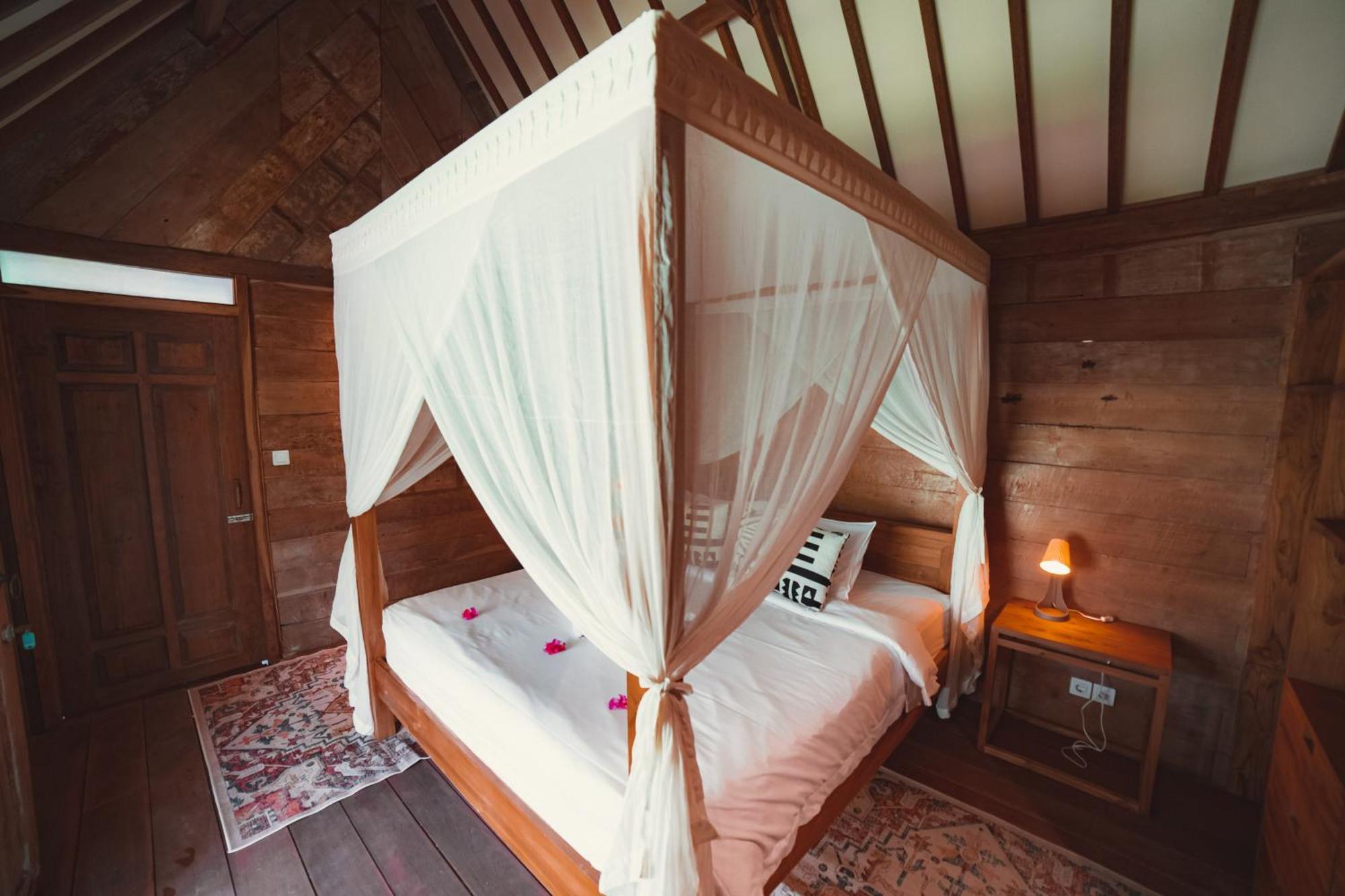 Mangroove Bay Boutique Hostel Banyuwedang Luaran gambar