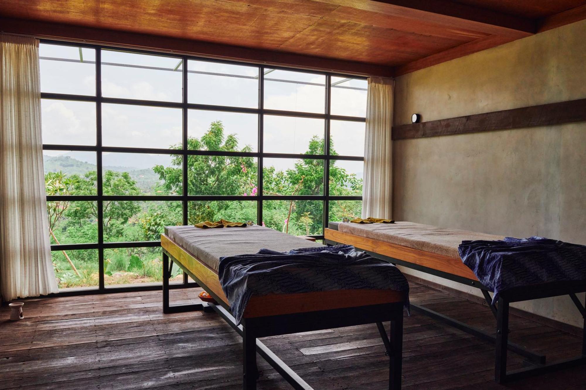 Mangroove Bay Boutique Hostel Banyuwedang Luaran gambar